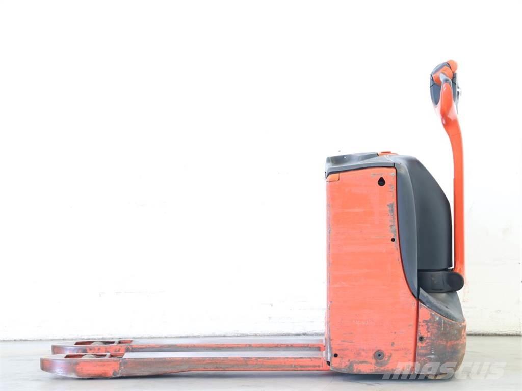 Linde T16/1152-00 Ročni električni viličar