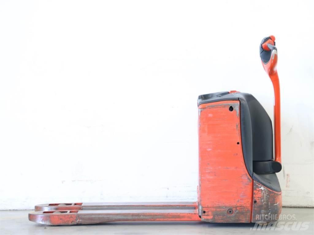 Linde T16/1152-00 Ročni električni viličar