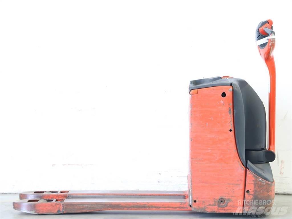 Linde T16/1152-00 Ročni električni viličar
