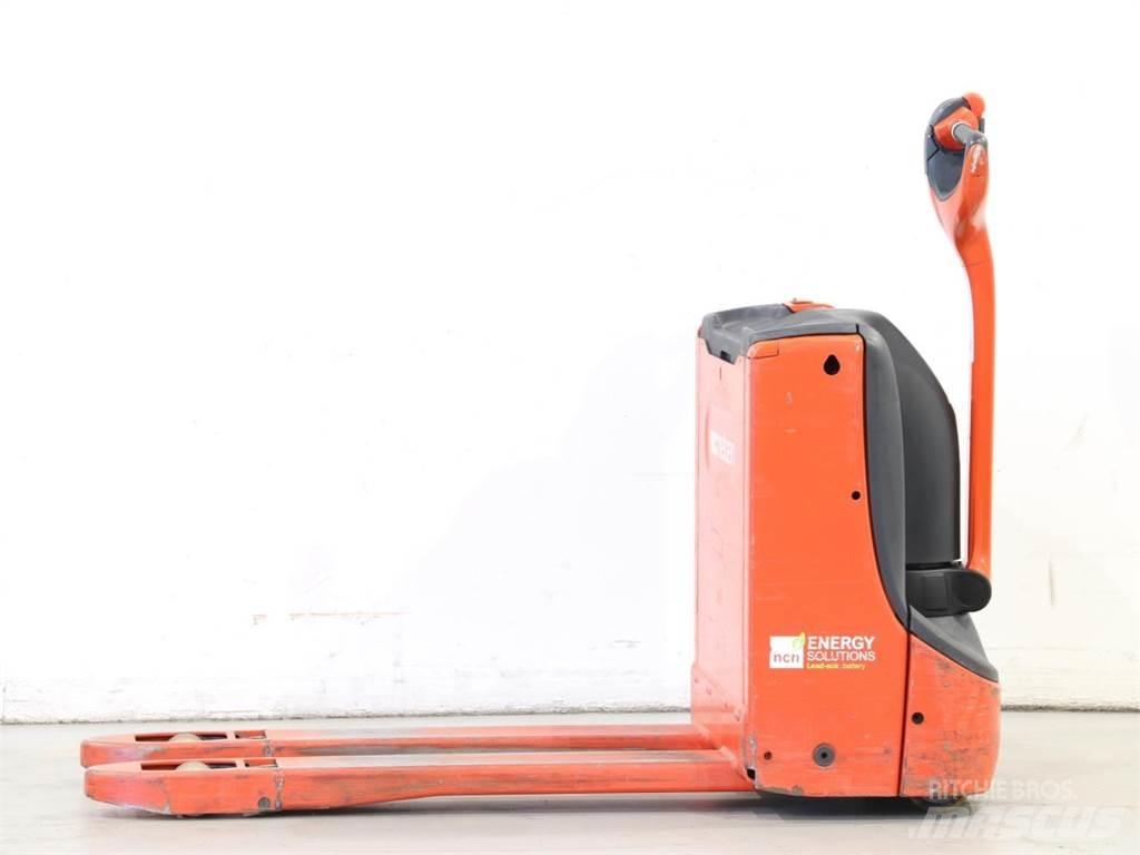 Linde T16/1152-02 Ročni električni viličar