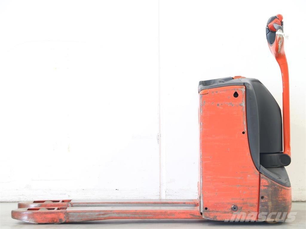 Linde T16/1152-02 Ročni električni viličar