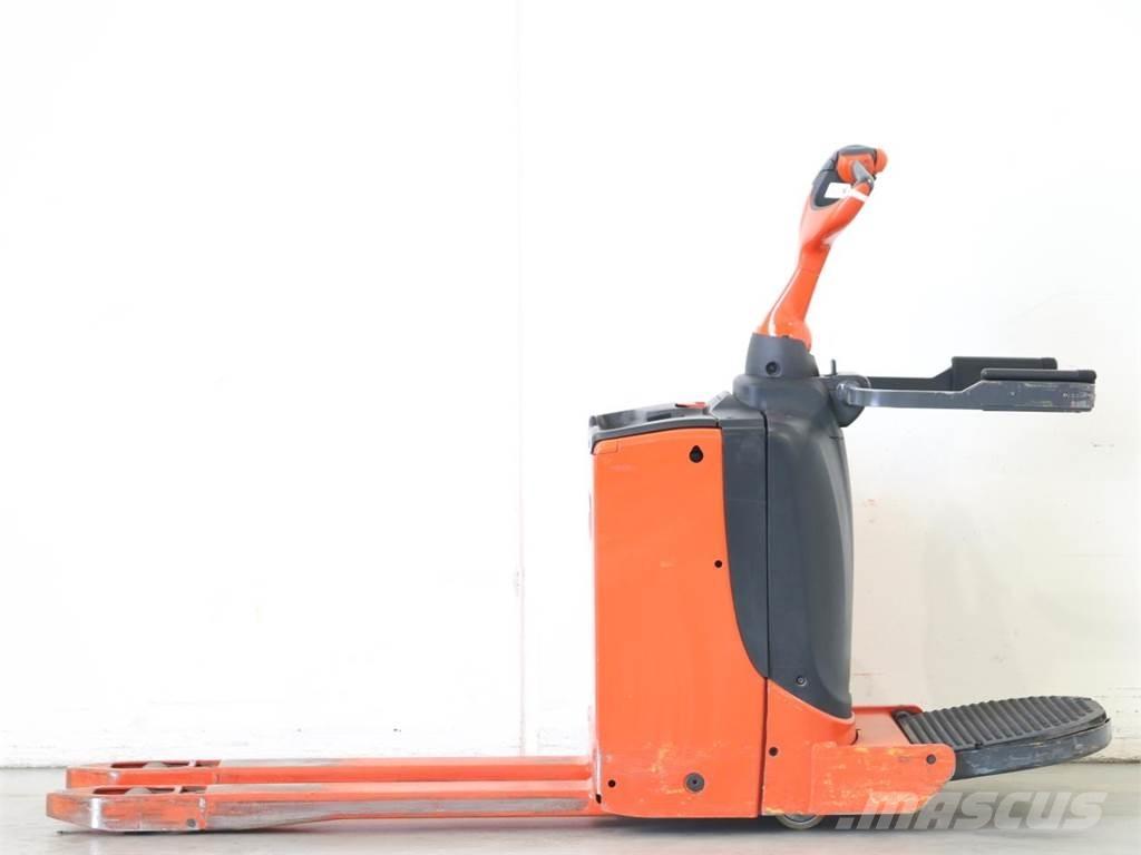 Linde T16P/1151 Ročni električni viličar