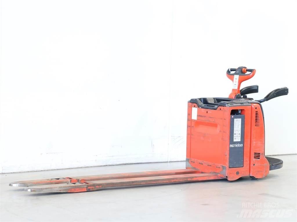 Linde T20AP/131 Ročni električni viličar