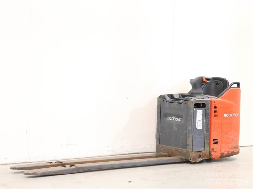 Linde T20SP/131 Ročni električni viličar