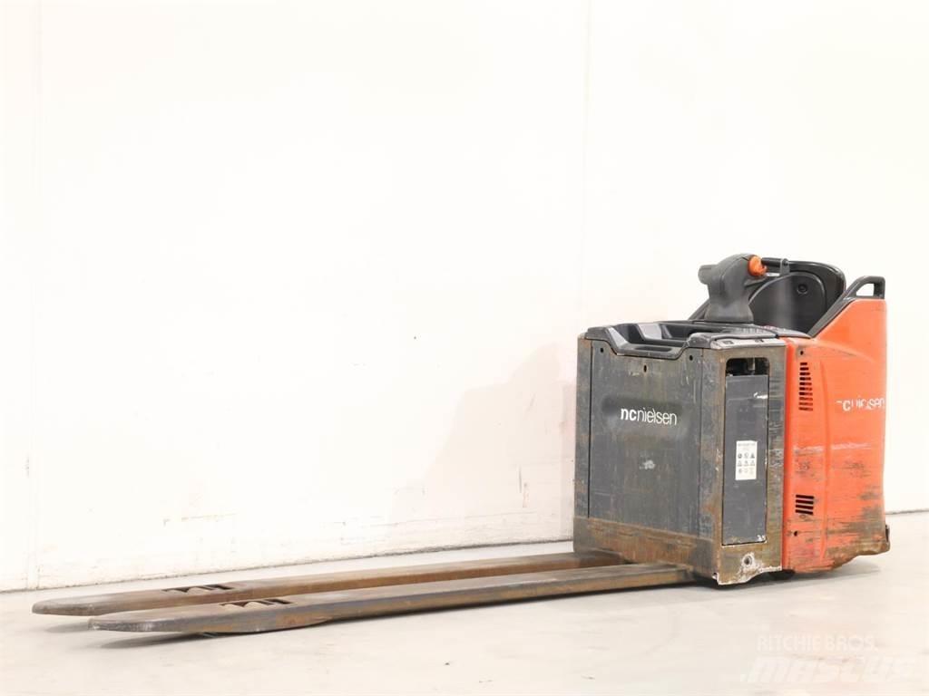 Linde T20SP/131 Ročni električni viličar