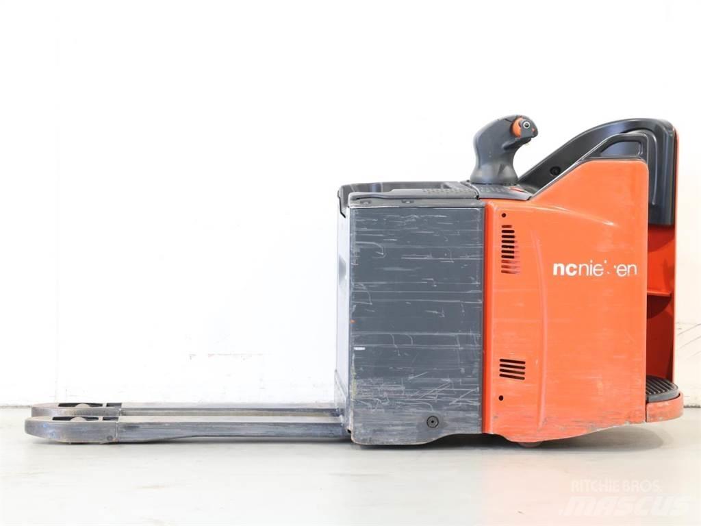 Linde T20SP/131 Ročni električni viličar