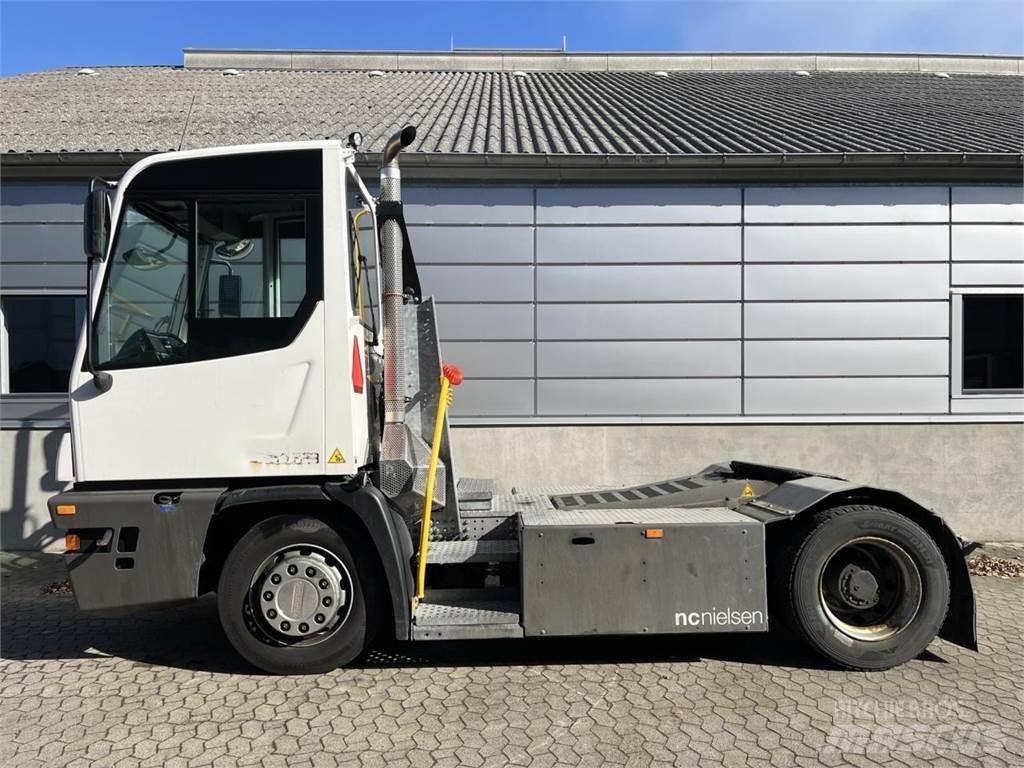 Terberg YT223 4x2 Drugo