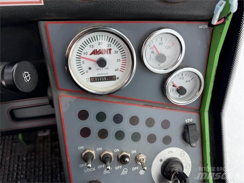 Avant 640 DLX Mini nakladalci