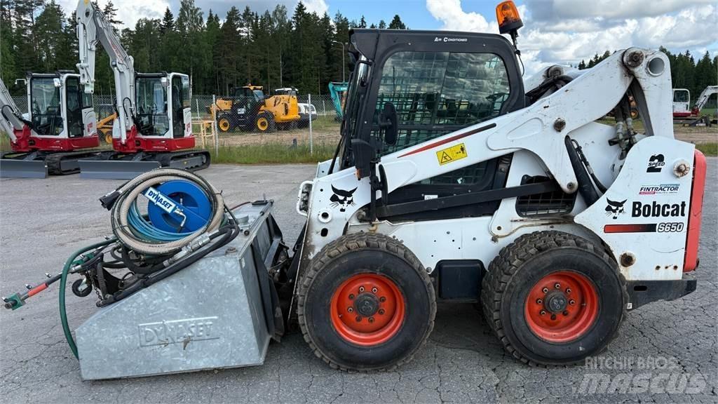 Bobcat S650 Skid steer mini nakladalci