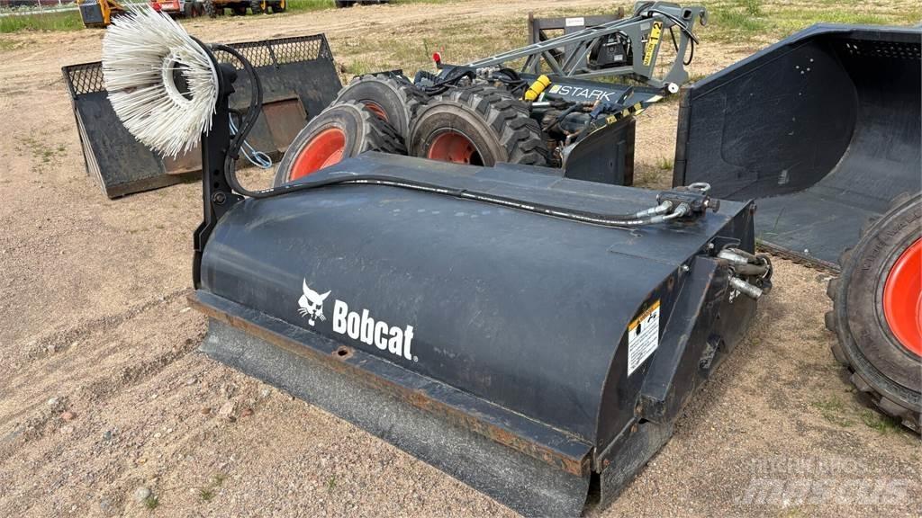 Bobcat S650 Skid steer mini nakladalci