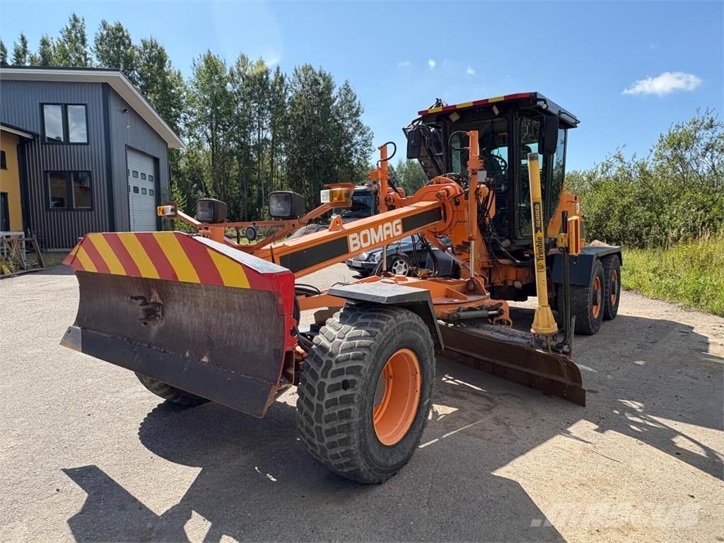 Bomag BG 110 TA Grederji