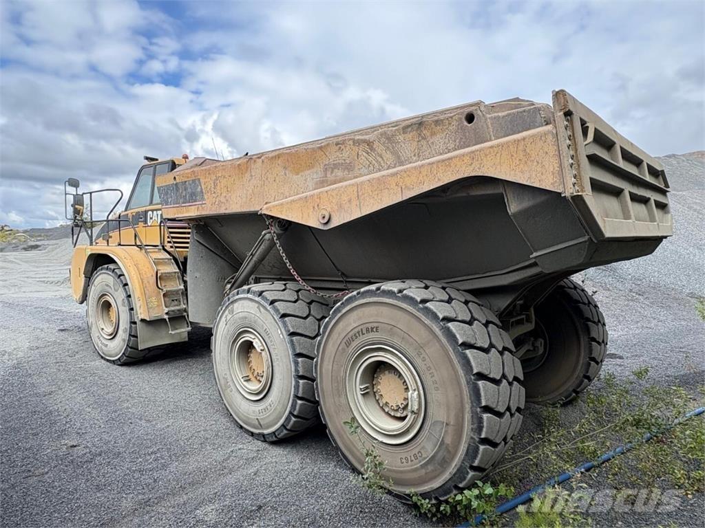 CAT 740 Zglobni demperji