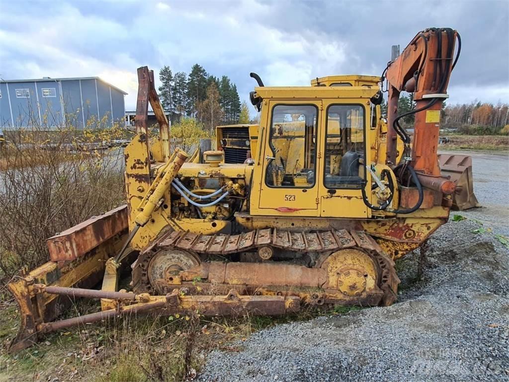 CAT D4D Buldožerji goseničarji