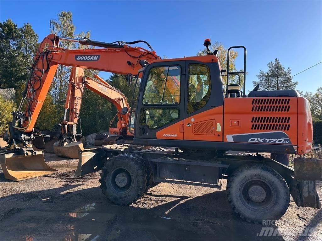Doosan DX170W-5 Bagri na kolesih
