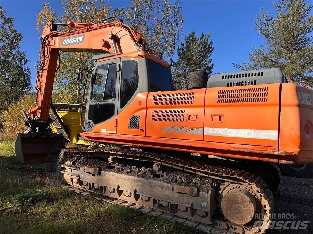 Doosan DX300 LC-3 Bagri goseničarji