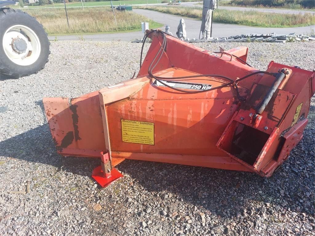 Esko 251 Drugi stroji za cesto in sneg