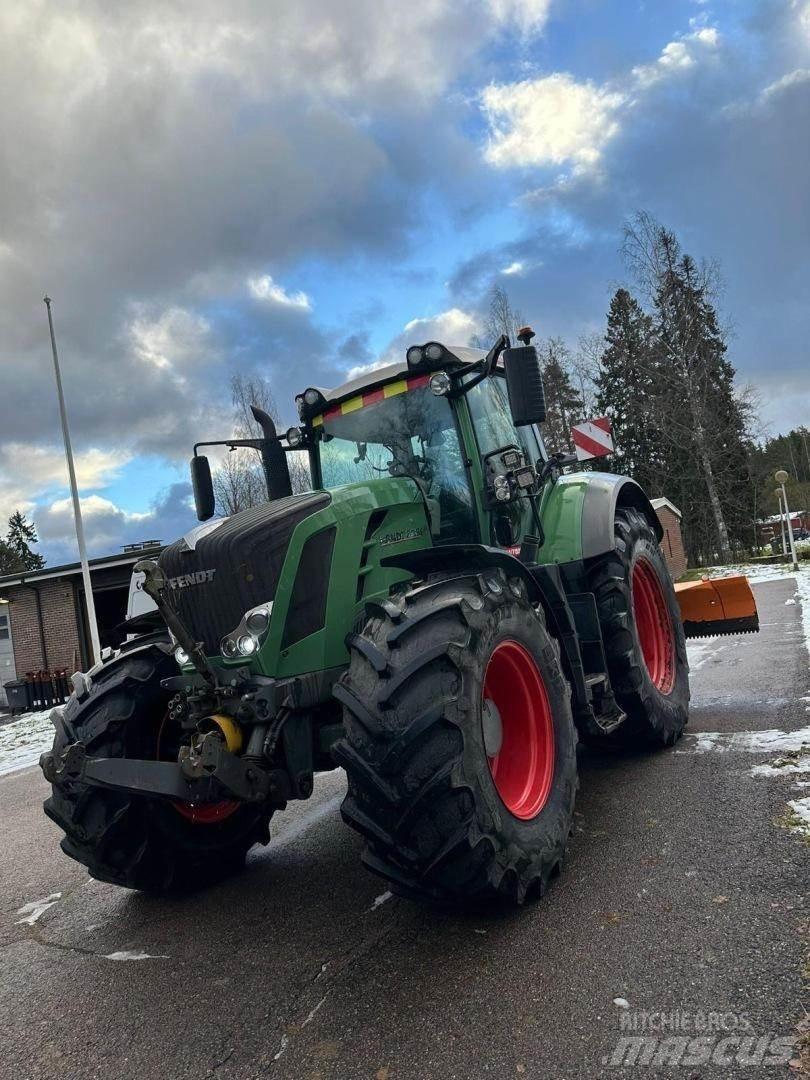 Fendt 828 VARIO Traktorji