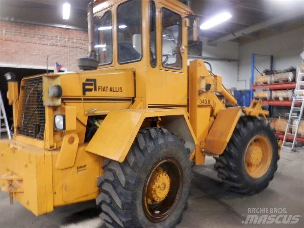Fiat-Allis 345 B Kolesni nakladalci