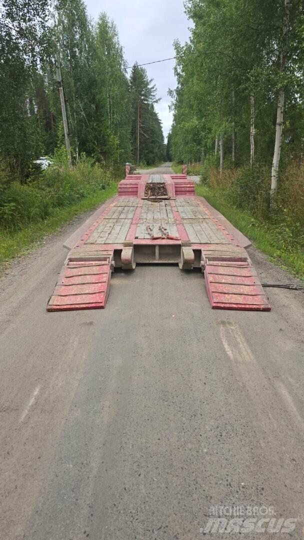 Hafo 3-akselinen Avtotransporterji