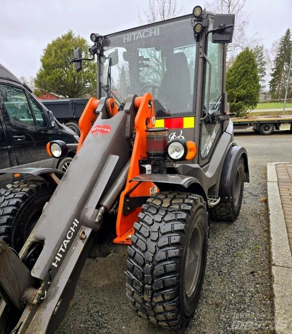 Hitachi ZW75 Mini nakladalci