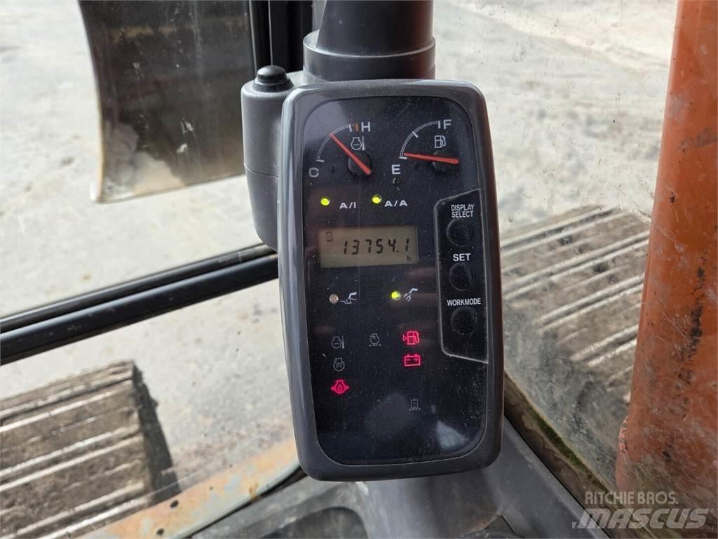 Hitachi ZX180 LC Bagri goseničarji