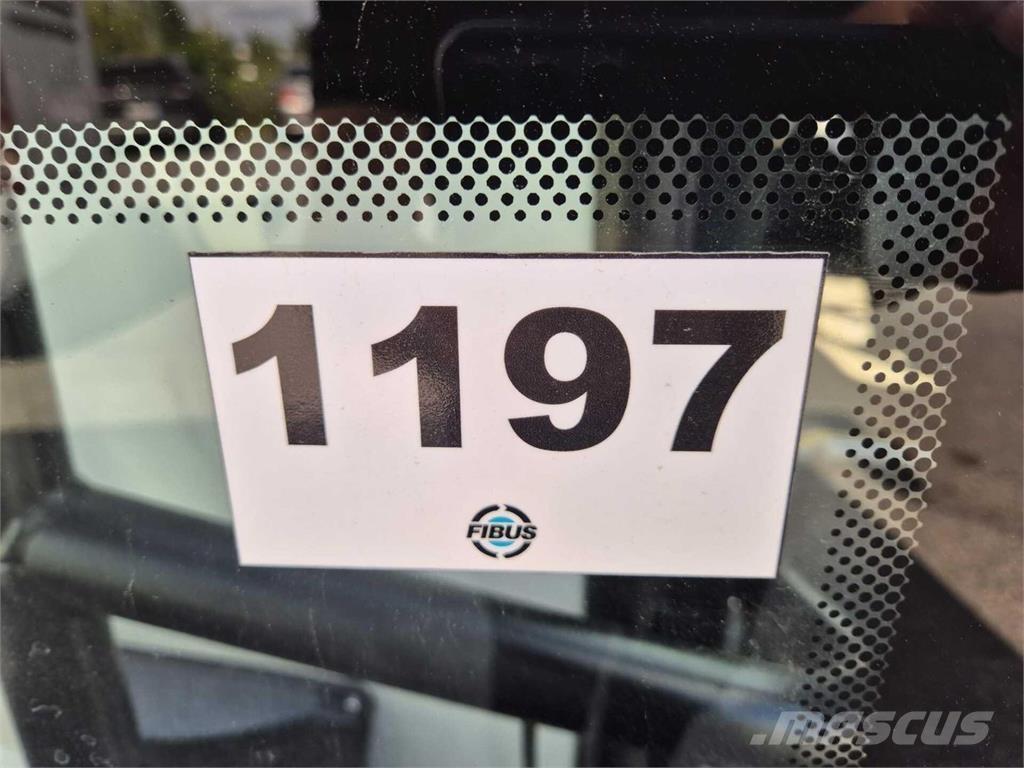 Isuzu Grand Toro Potovalni avtobusi