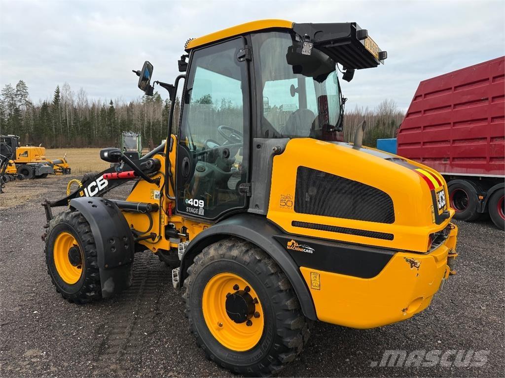 JCB 409 Kolesni nakladalci
