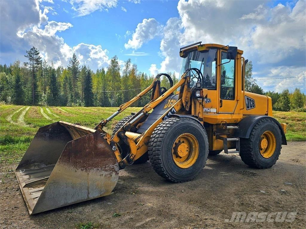 JCB 411 Kolesni nakladalci