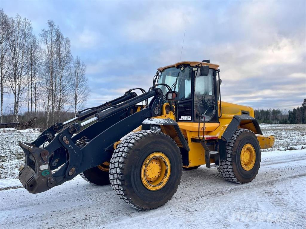 JCB 456HT Kolesni nakladalci