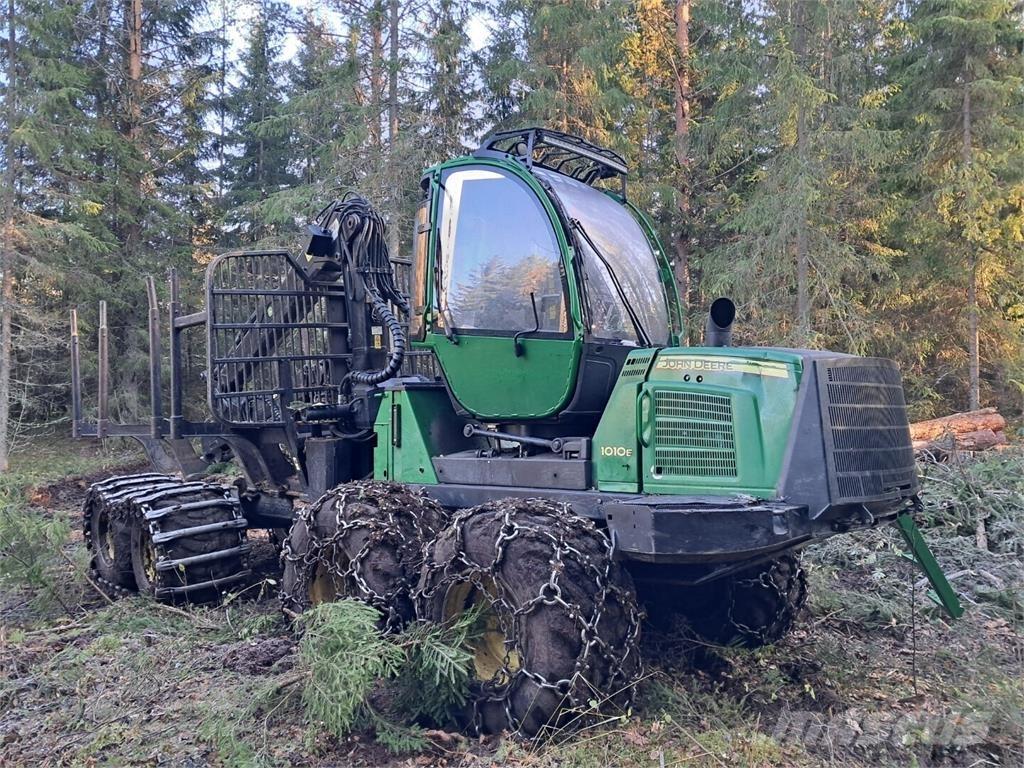 John Deere 1010e Forwarderji