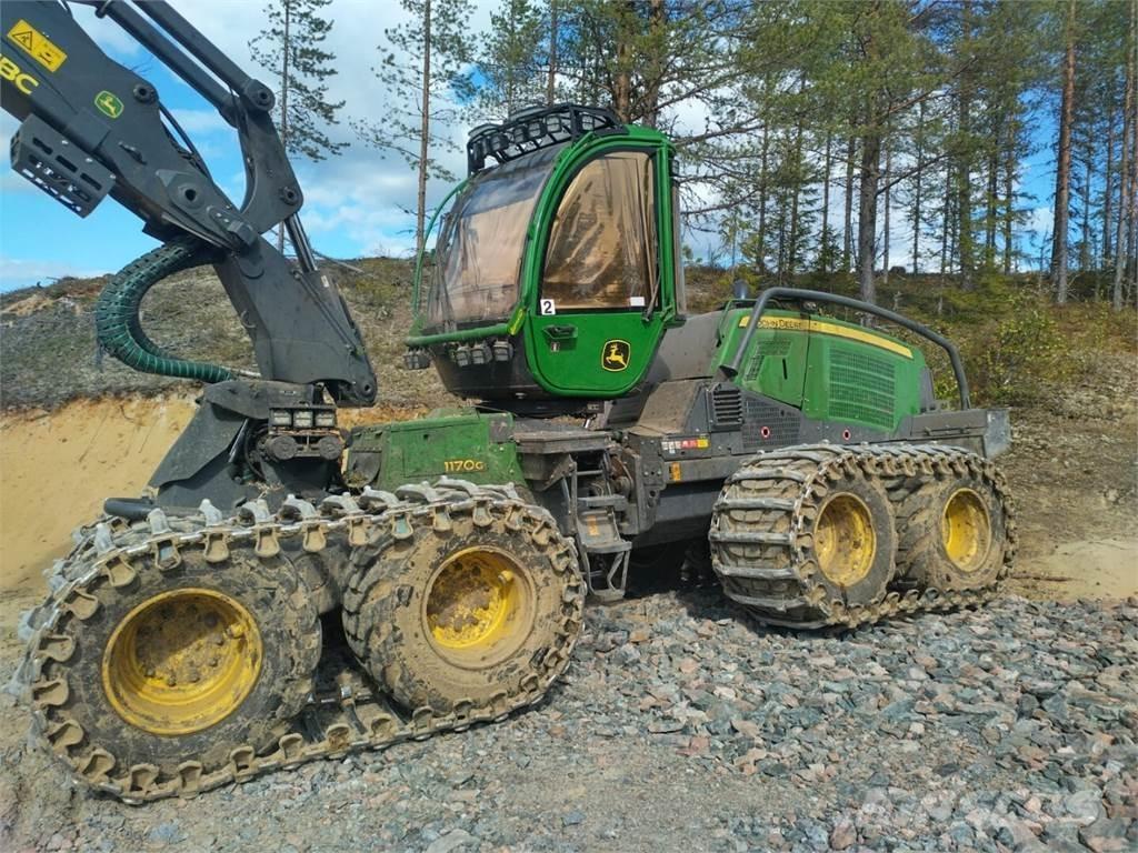 John Deere 1170G Harvesterji