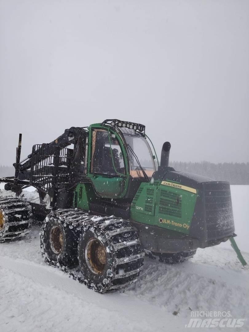 John Deere 1210E Forwarderji