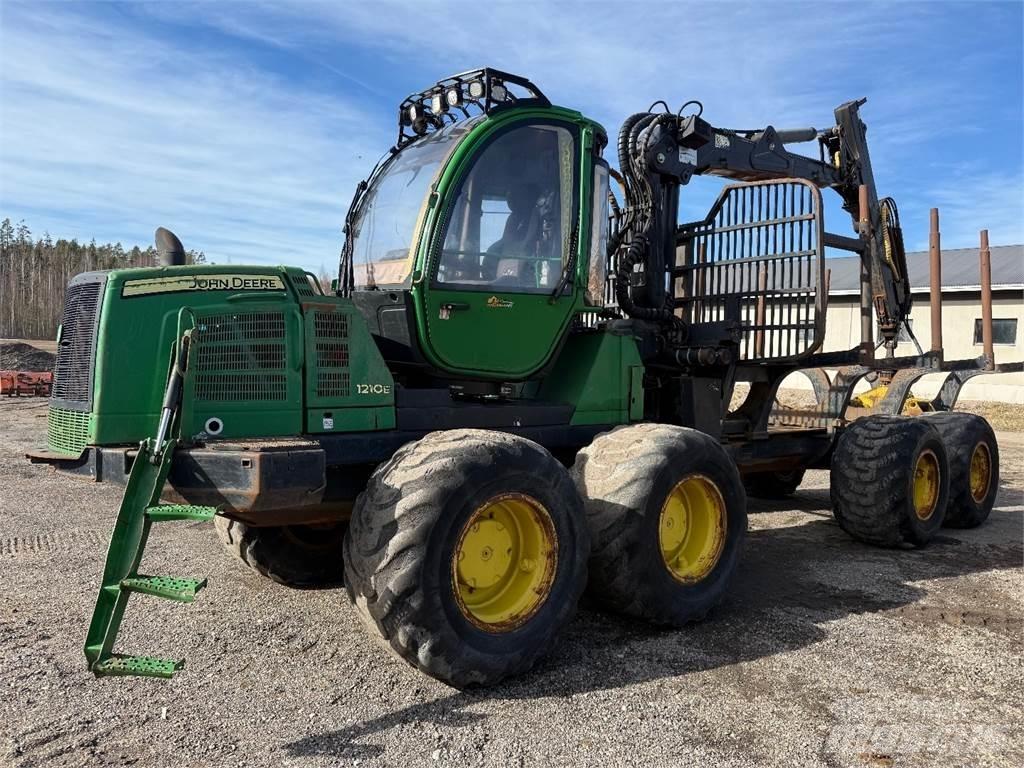 John Deere 1210E Forwarderji