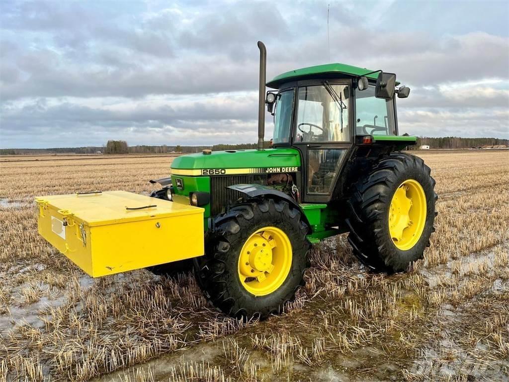 John Deere 2650 Traktorji
