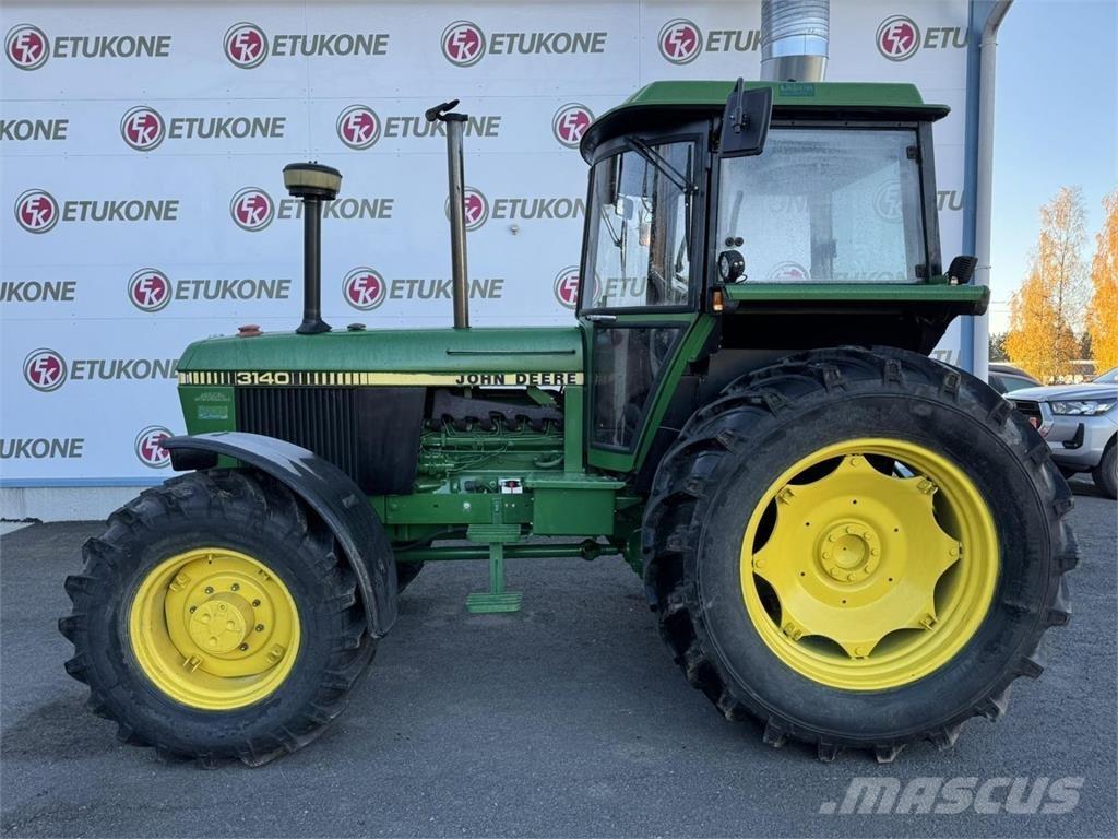 John Deere 3140 Traktorji