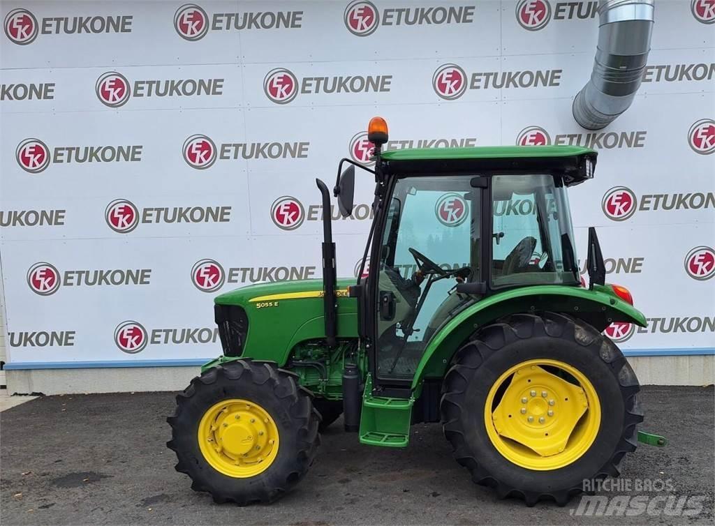 John Deere 5055e Traktorji