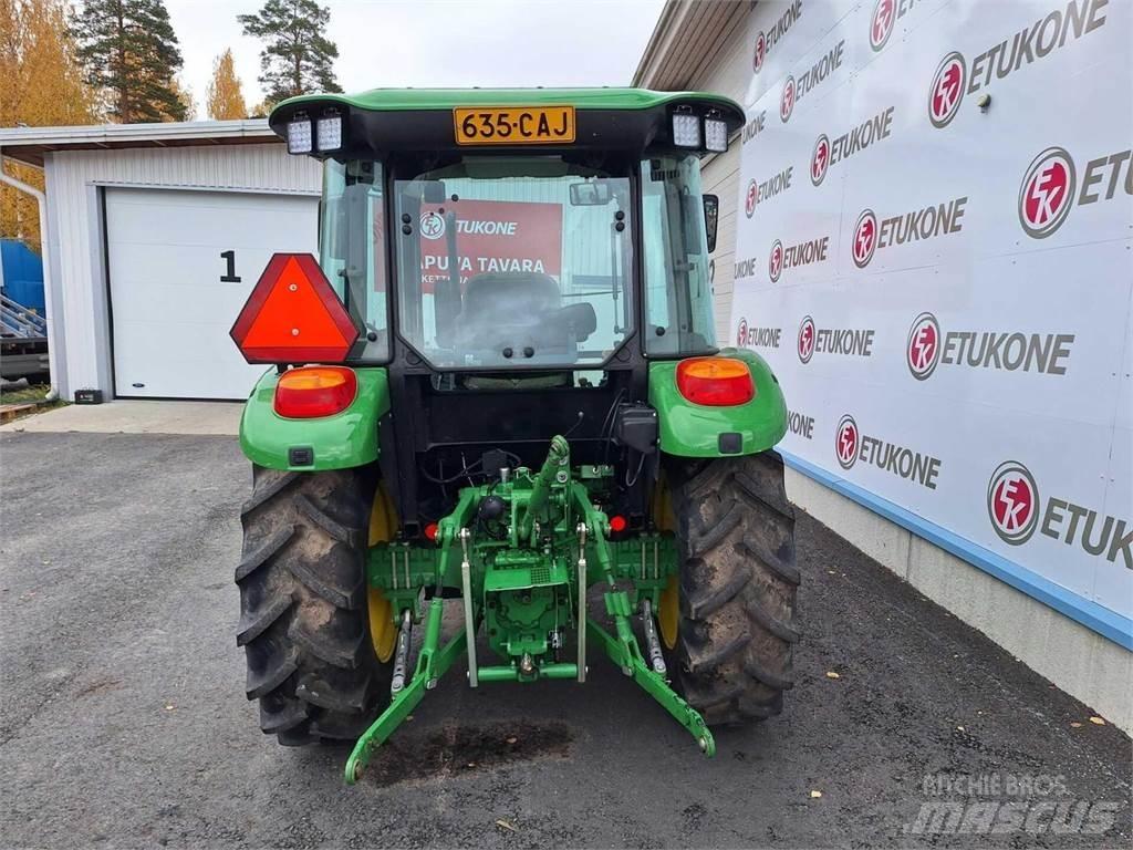 John Deere 5055e Traktorji