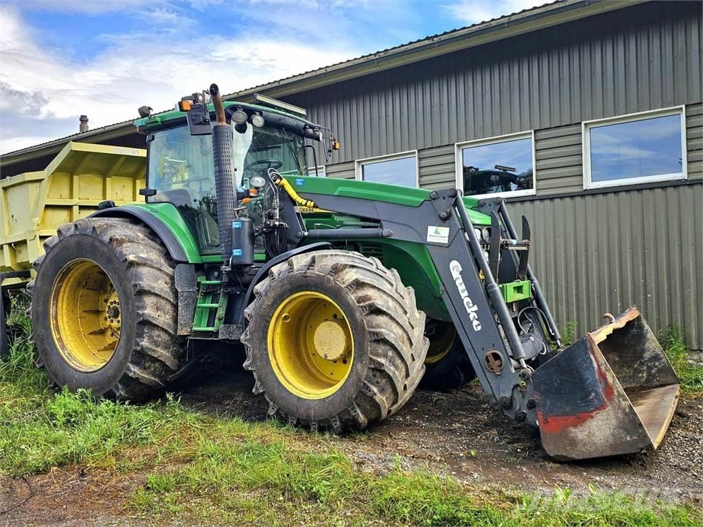 John Deere 7930 Traktorji