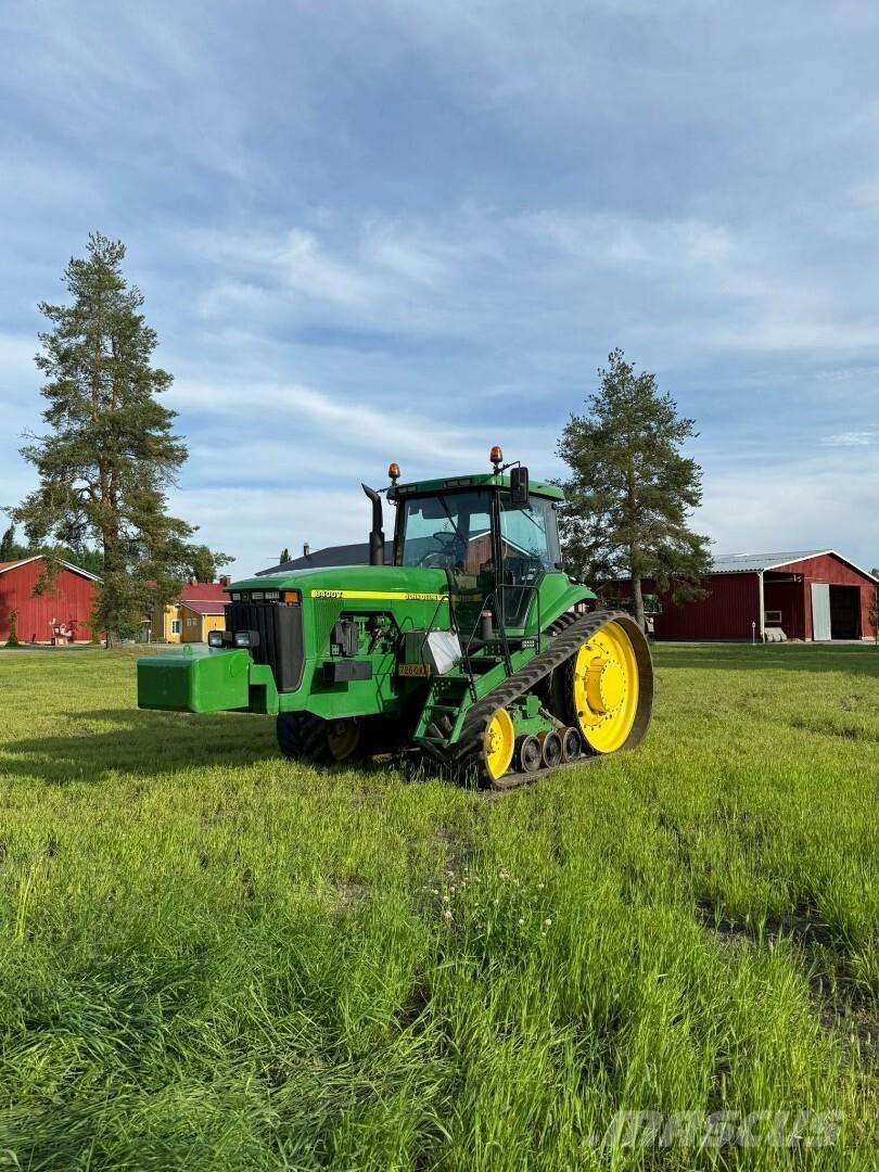 John Deere 8400T Traktorji