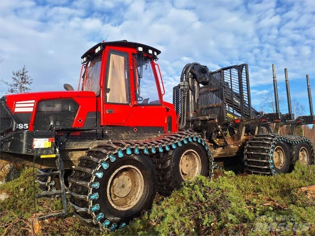 Komatsu 895 Forwarderji