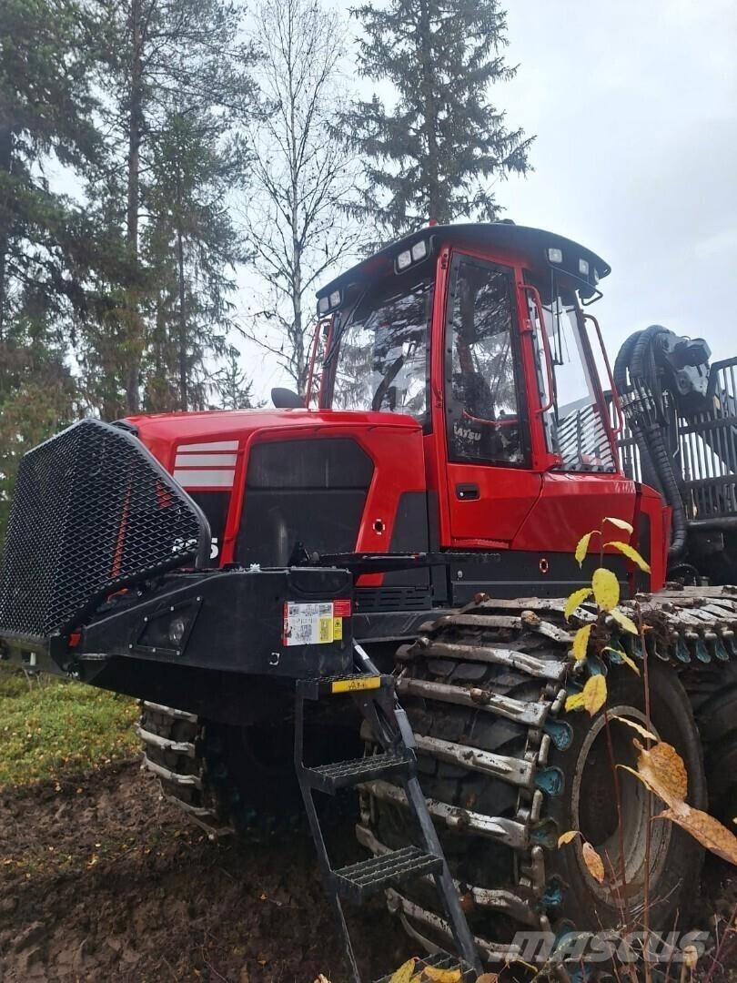 Komatsu 895 Forwarderji
