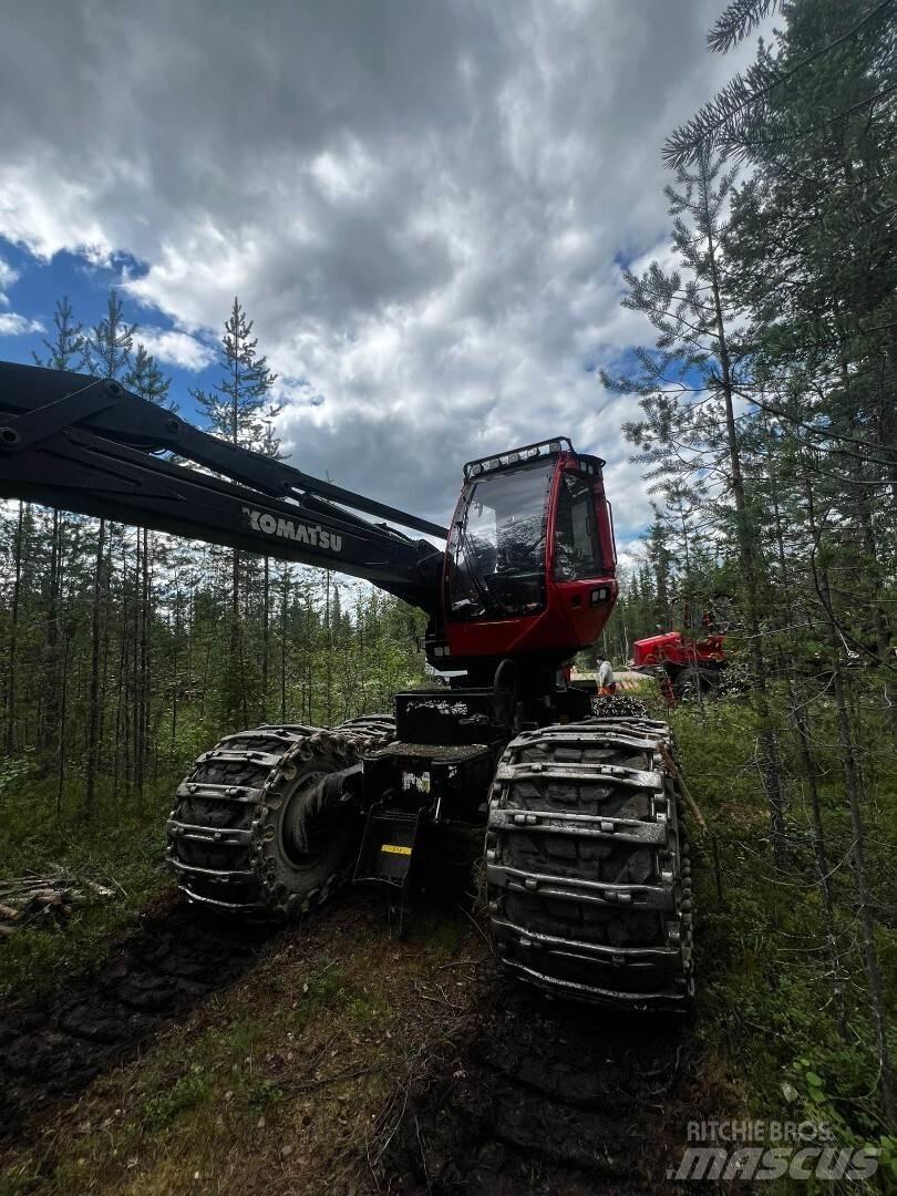 Komatsu 901 XC Harvesterji