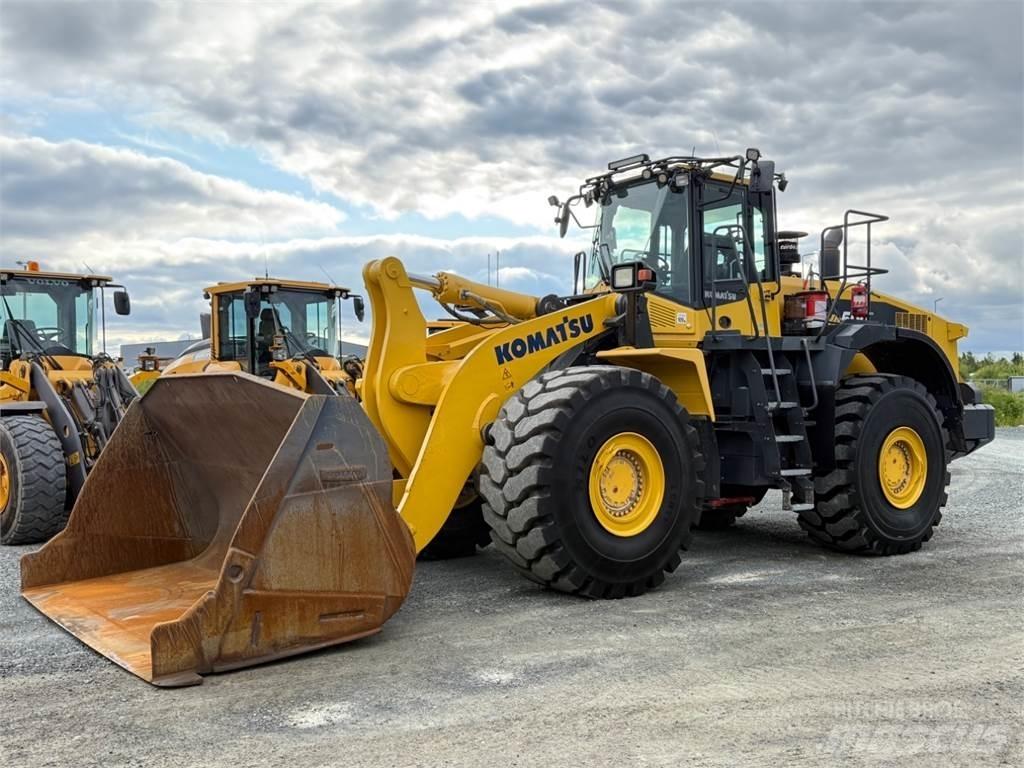 Komatsu WA500-7 Kolesni nakladalci