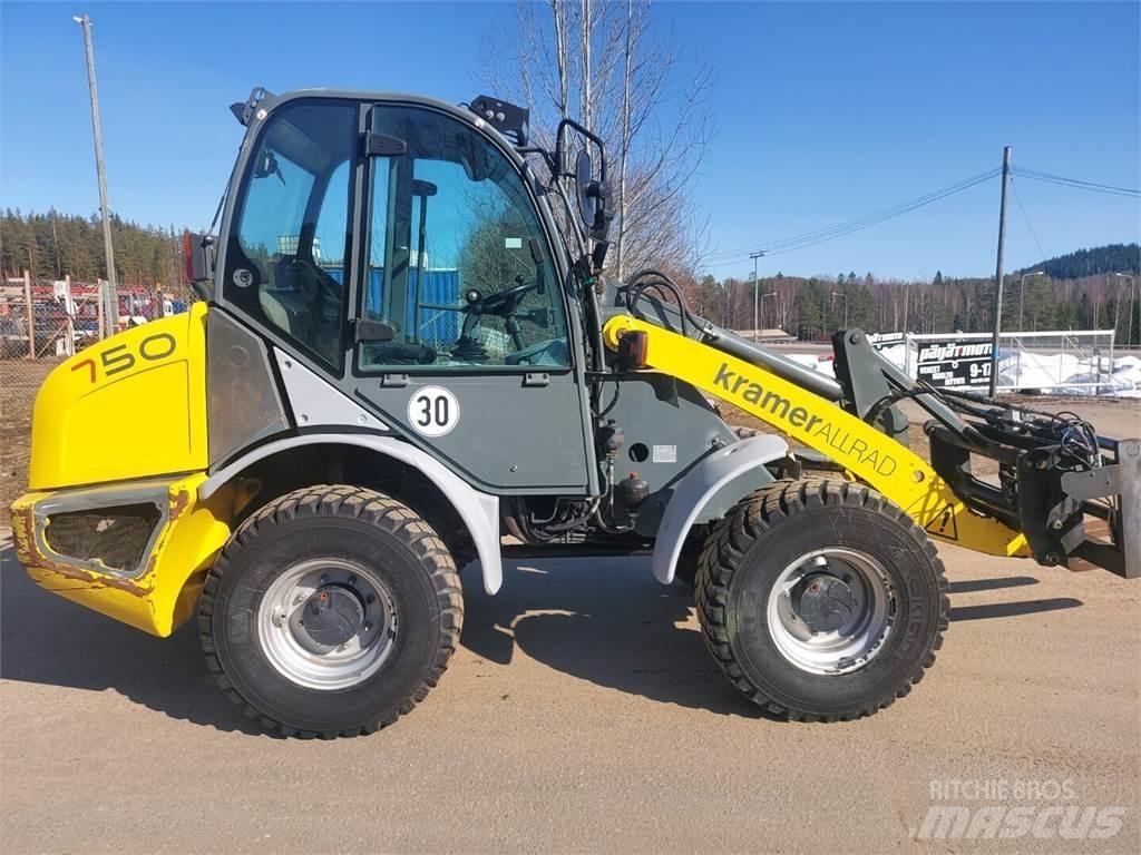 Kramer 750 Kolesni nakladalci