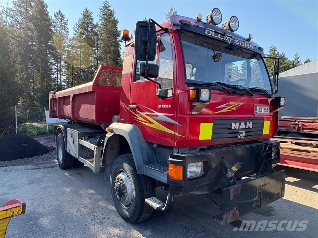 MAN LE 280 B 4x4 Drugi tovornjaki