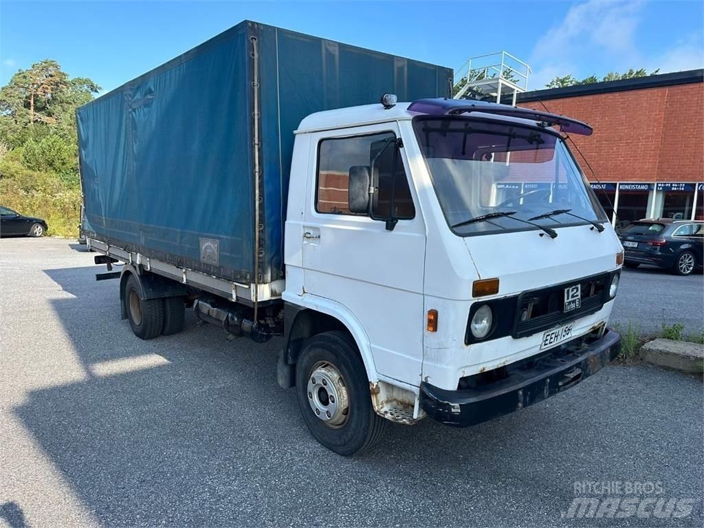 MAN Vw 9.136 Tovornjaki s ponjavo