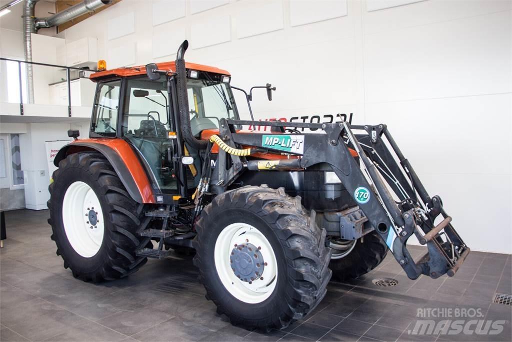 New Holland M135 Traktorji