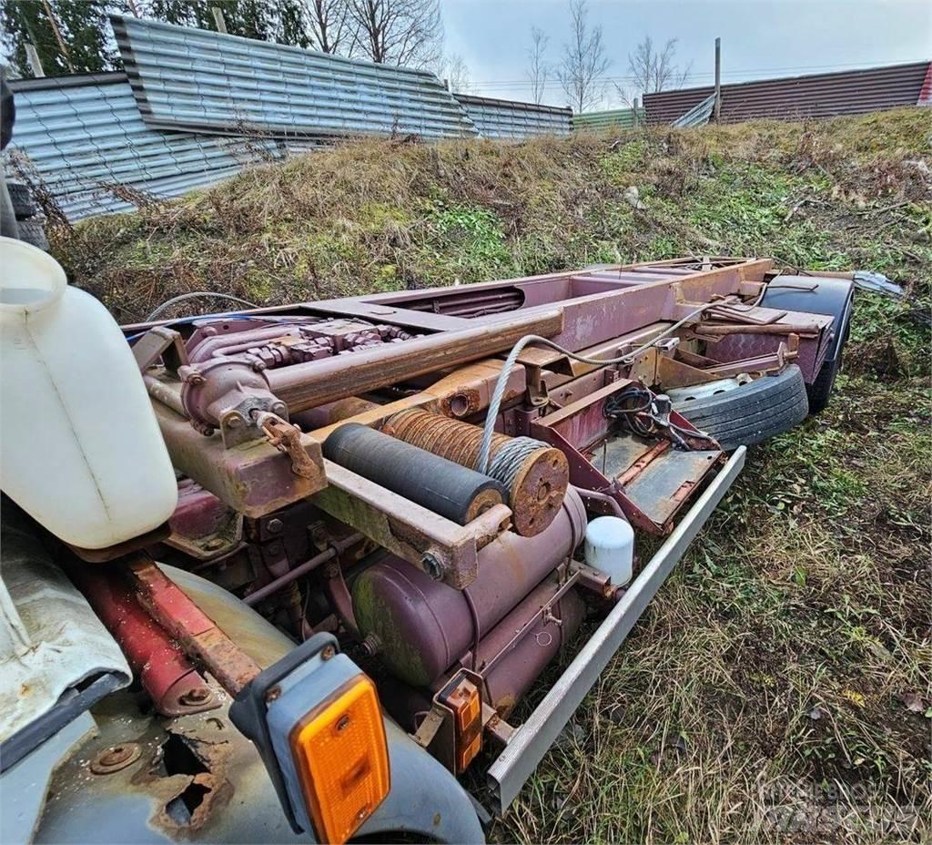 Renault M230ti Kotalni prekucni tovornjaki