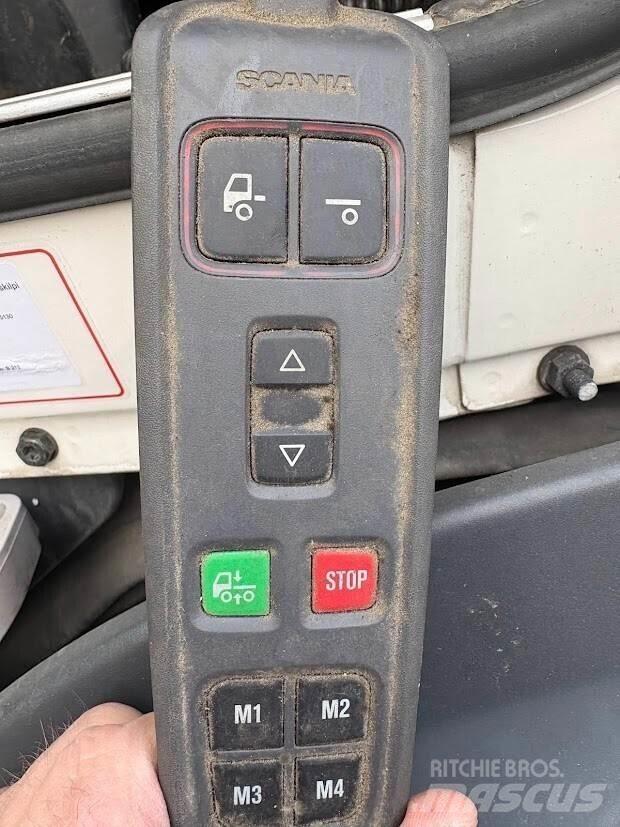 Scania G360 Tovornjaki zabojniki