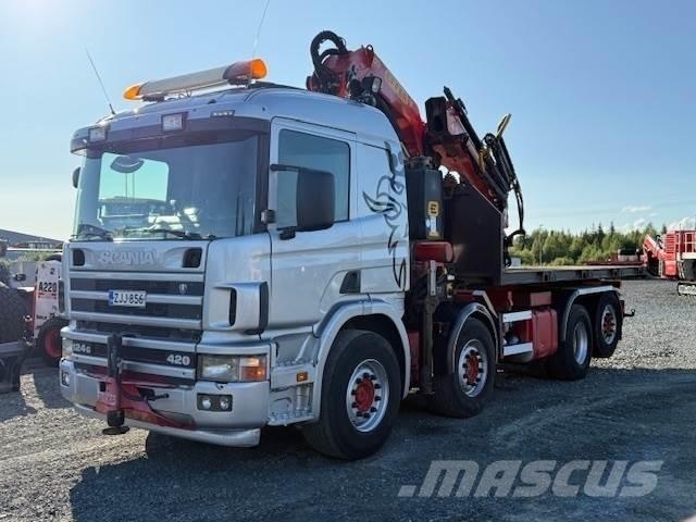 Scania R124G Tovornjaki z žerjavom